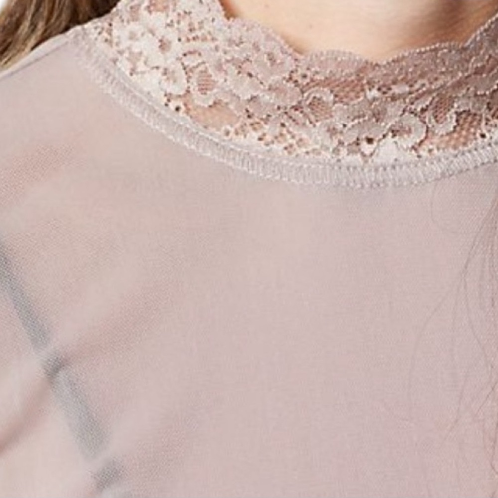 LOGO by Lori Goldstein Sheer Lace Trim Long Sleeve Top in Beige Size XL - Picture 3 of 11